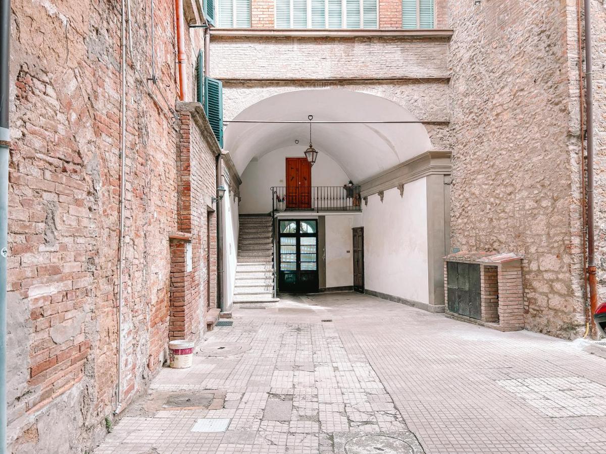 Attico Il Magnifico Volterra Apartment Exterior photo